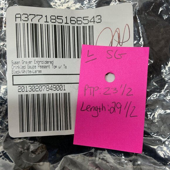 Large Peasant Top Embroidered Details Black/White NWT Susan Graver - Picture 10 of 10